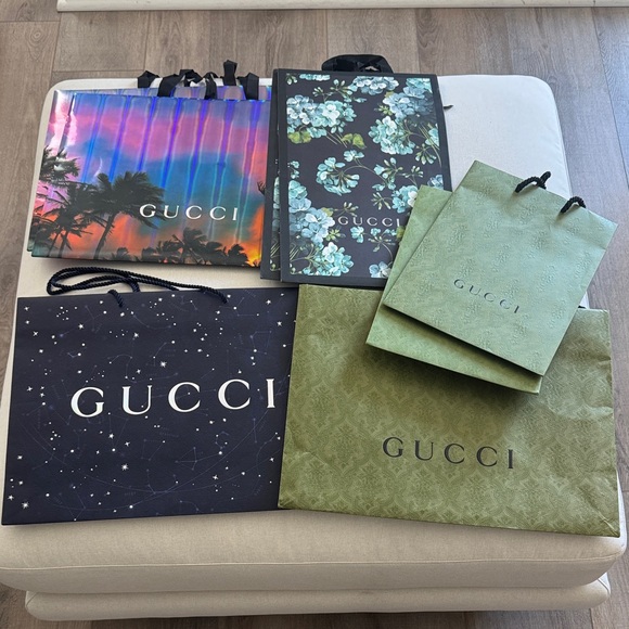 Gucci Shopping Bags - Picture 1 of 1